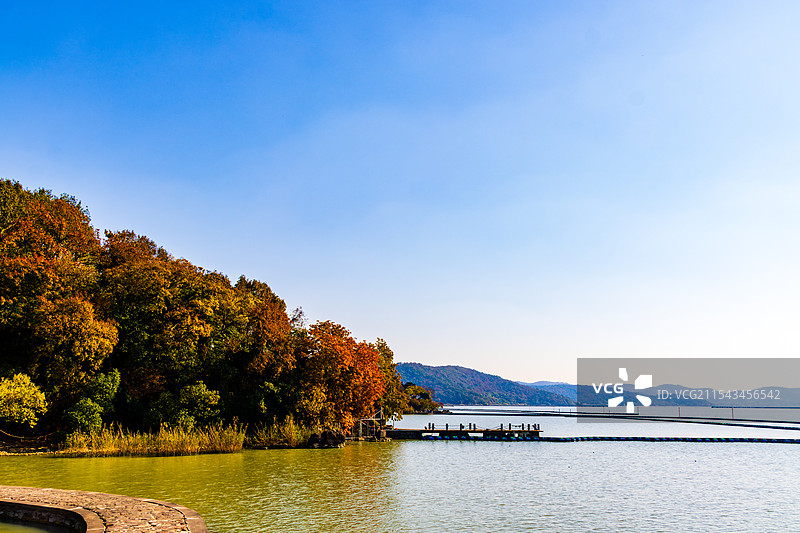 太湖鼋头渚秋日风光（摄于万浪桥）图片素材