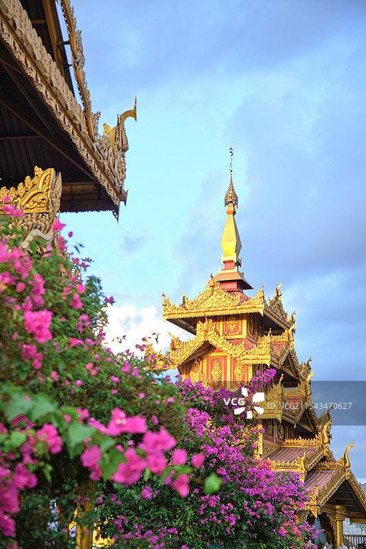 勐焕金塔图片素材