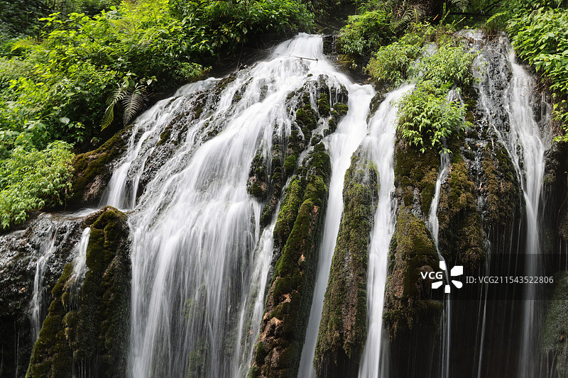 三峡人家黄龙瀑图片素材