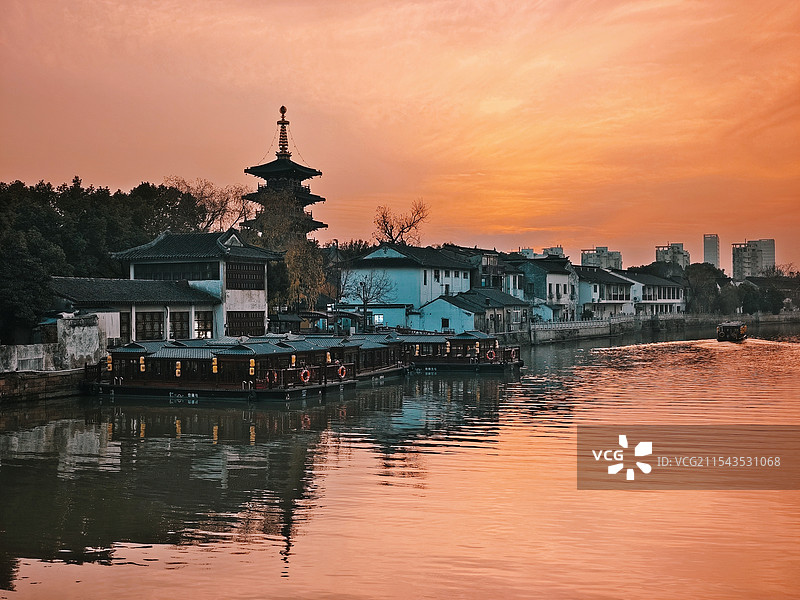 寒山晚钟图片素材