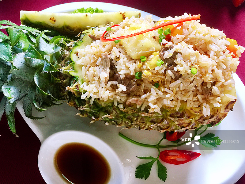 菠萝炒饭图片素材