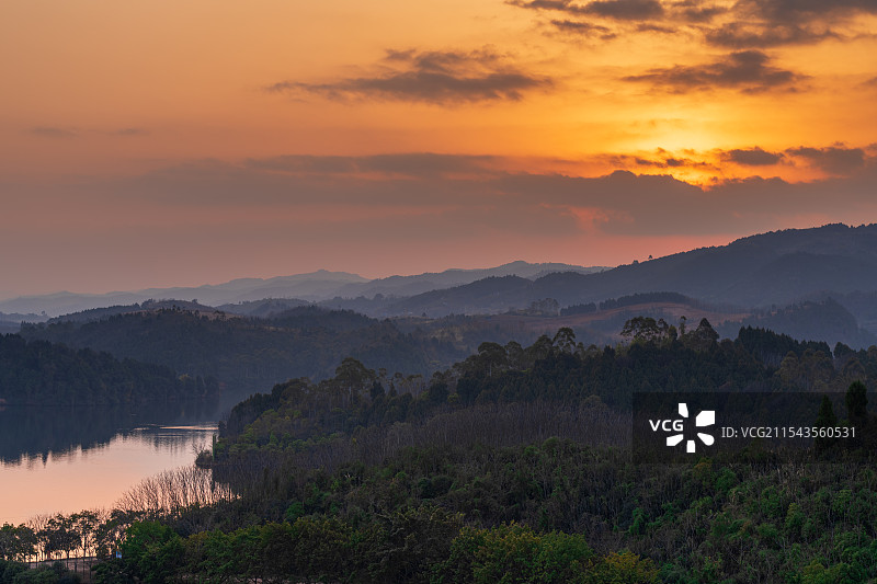 成都三岔湖落日图片素材