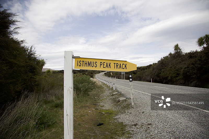 Isthmus Peak Track & Lake Hawea图片素材