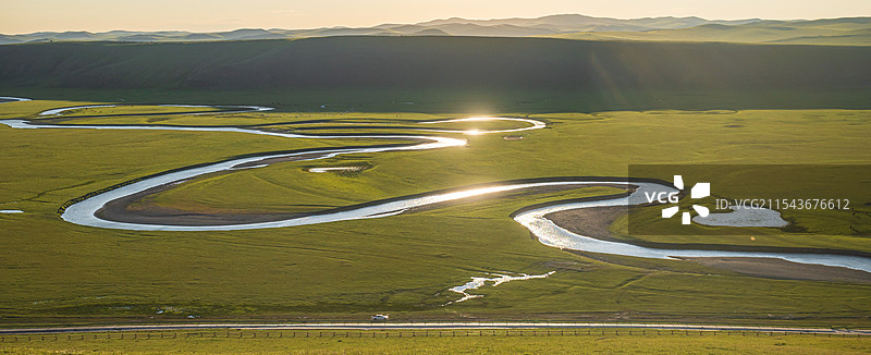 夕照下的莫尔格勒河图片素材