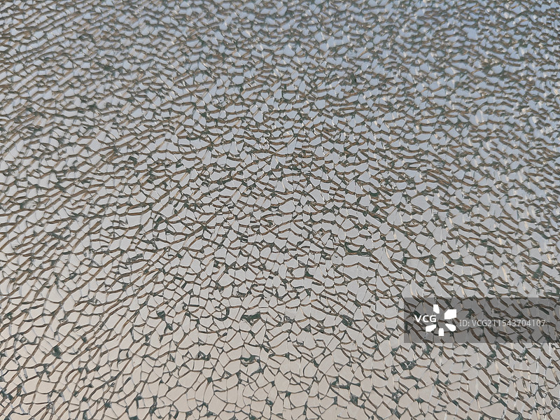 破碎的玻璃花纹图片素材