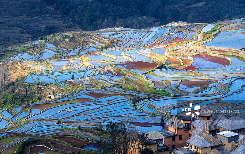 元阳梯田的哈尼村落图片素材
