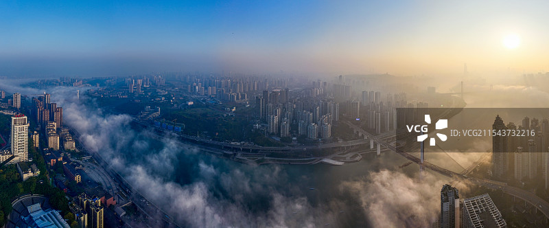 重庆嘉陵江面惊现平流雾图片素材