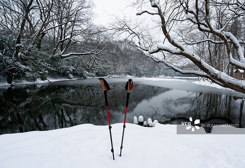 南京雪后水榭的风景图片素材