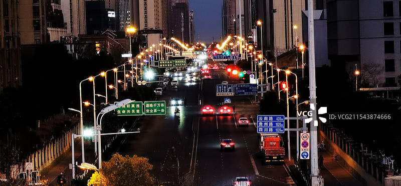 《华灯初上》—— 合肥包河区成都西路   —— 有灯的地方就是天堂！图片素材