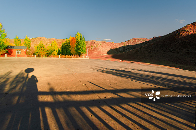 额河第一村（塔拉特村）秋吟（新疆富蕴县）图片素材