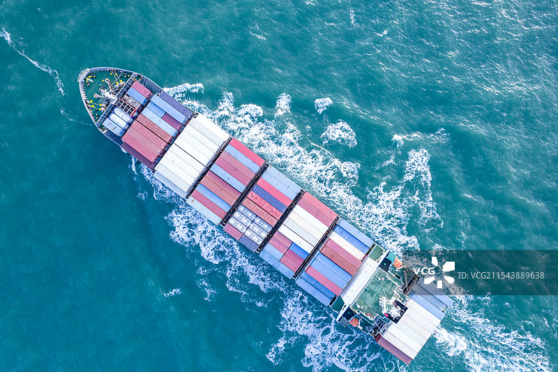 破浪前行图片素材