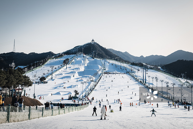 游记 | 南山滑雪场，白色背景下的速度与激情图片素材