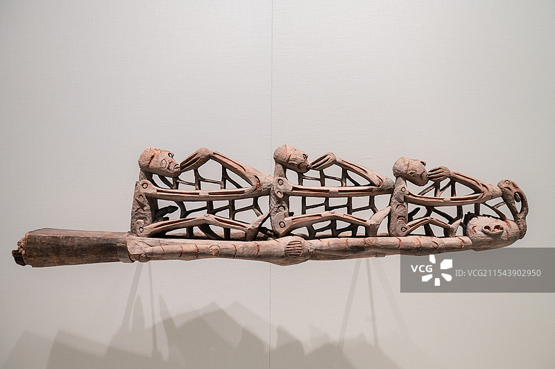 西巴布亚，帕马茨河，厄玛区，独木舟艏柱图片素材