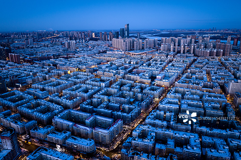 哈尔滨城市天际线俯瞰视角图片图片素材