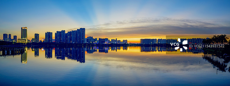 《滨湖公园夕色》图片素材