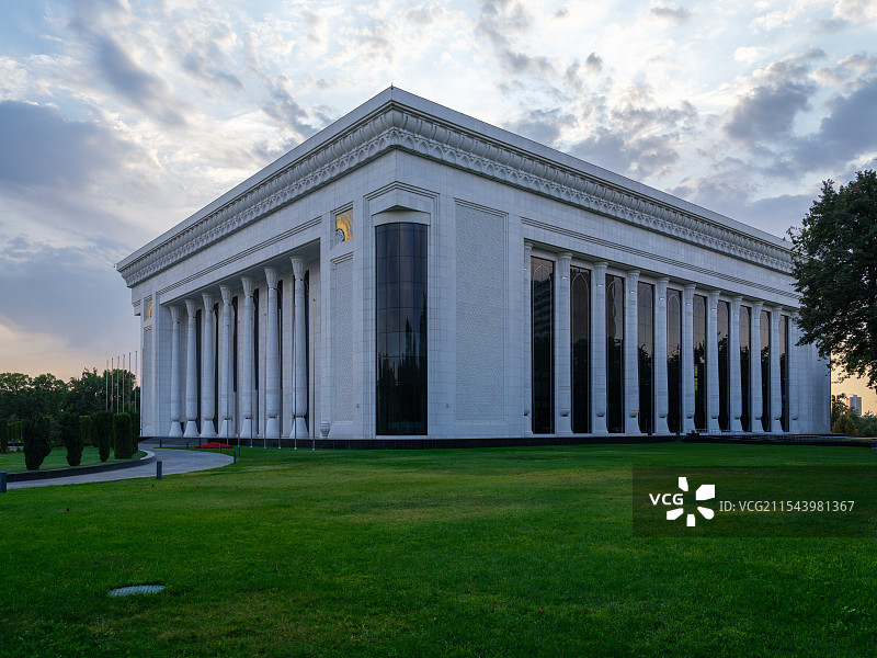 塔什干的国际宫Palace of International Forums Uzbekistan图片素材