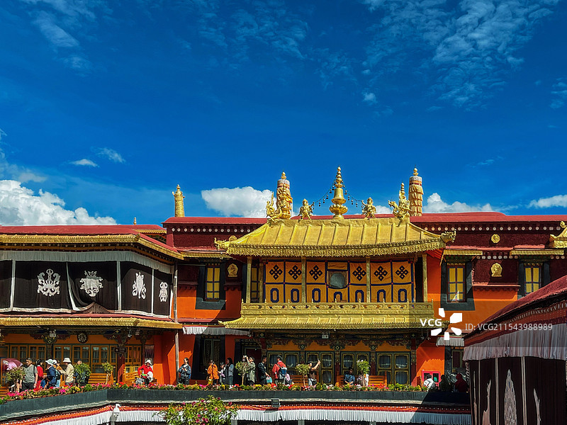 拉萨市大昭寺内（东侧建筑）图片素材