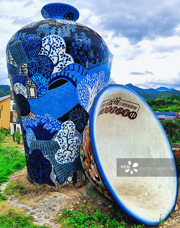 特大瓷瓶图片素材