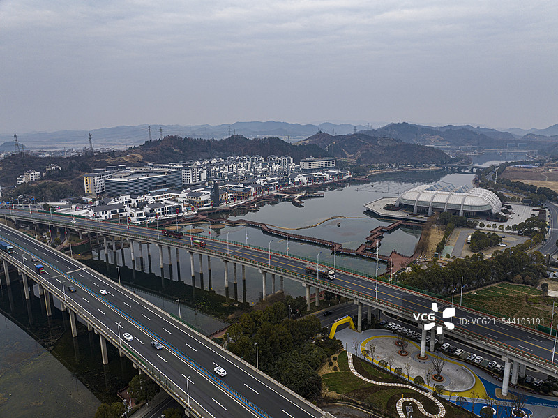 航拍湖北省十堰市丹江口市武当山太极湖风光图片素材