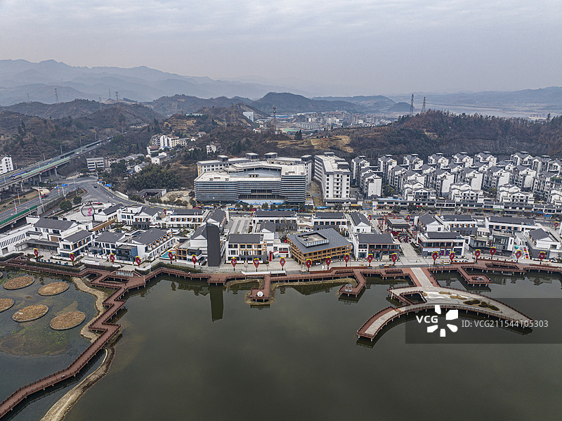 航拍湖北省十堰市丹江口市武当山太极湖风光图片素材