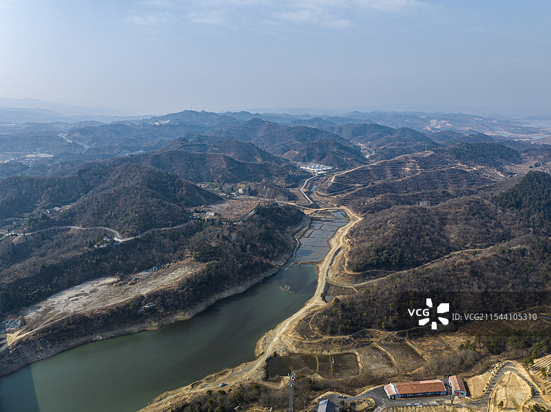 航拍湖北省十堰市丹江口市武当山太极湖风光图片素材