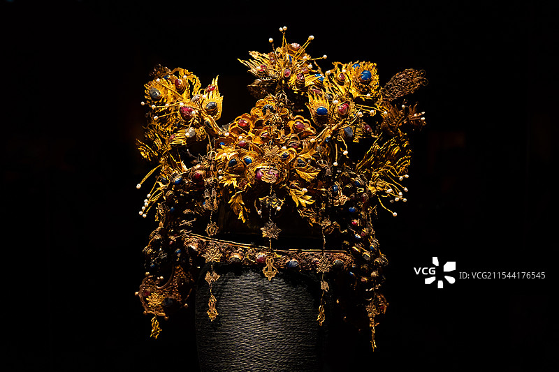 金镶宝累丝五凤冠（明代，贵州省博物馆藏）图片素材