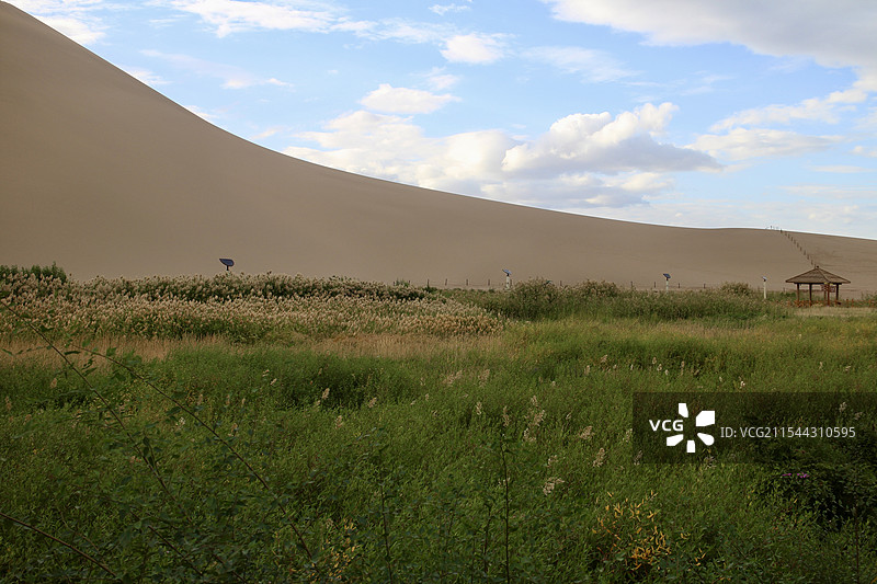 青海鸣沙山图片素材