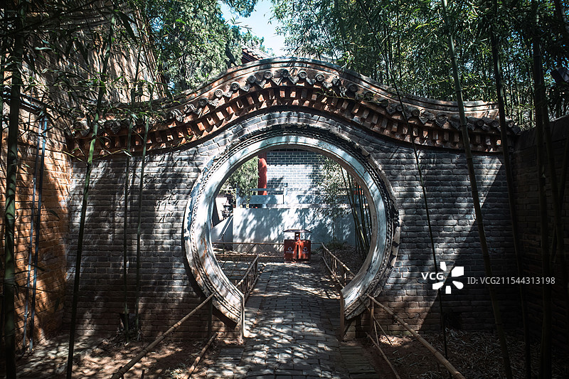 河南省平顶山市郏县小峨眉山下三苏园中广庆寺图片素材