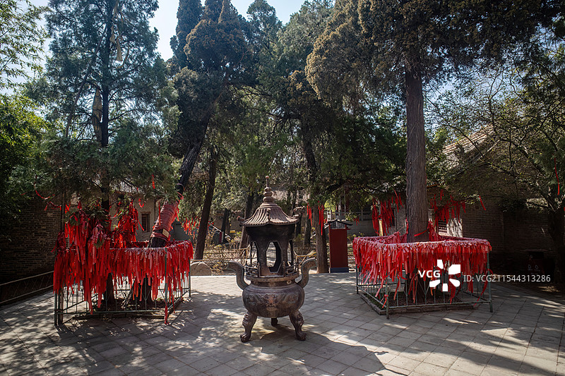 河南省平顶山市郏县小峨眉山下三苏园中广庆寺图片素材
