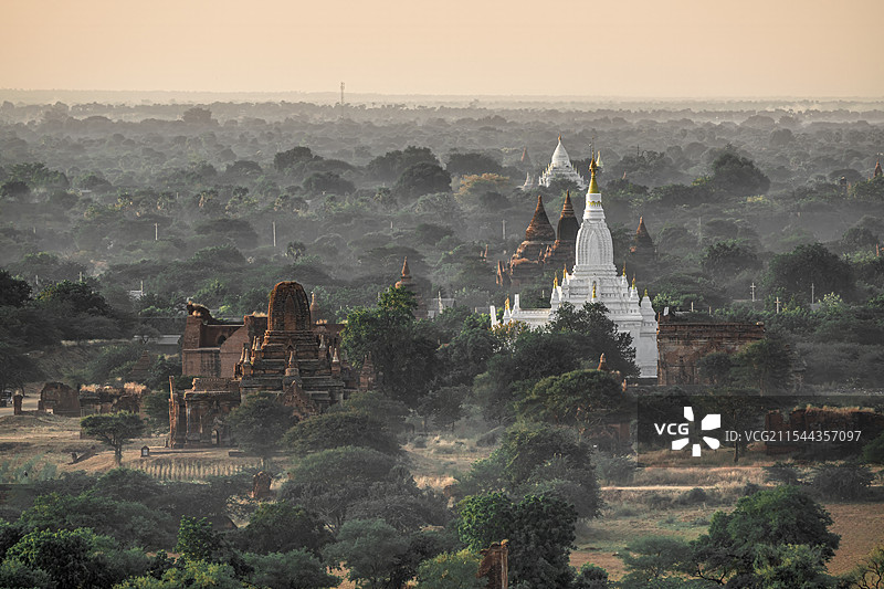 缅甸蒲甘之万塔之都图片素材