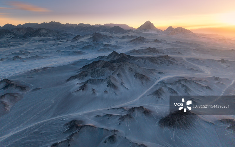 戈壁长风图片素材