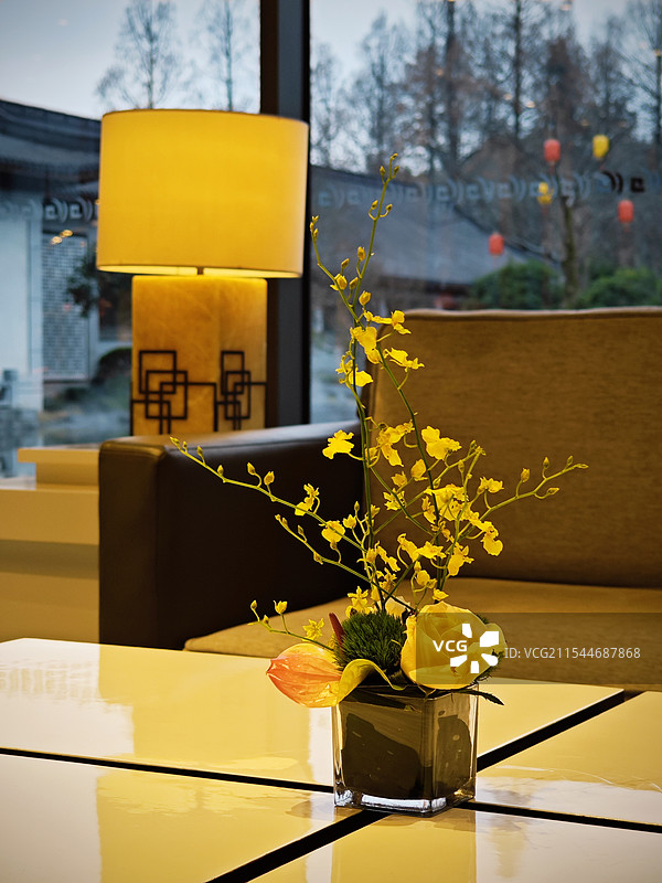 黄色的摆花图片素材