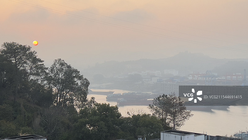 广西梧州西江日出图片素材