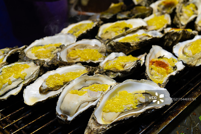 炭烤生蚝图片素材
