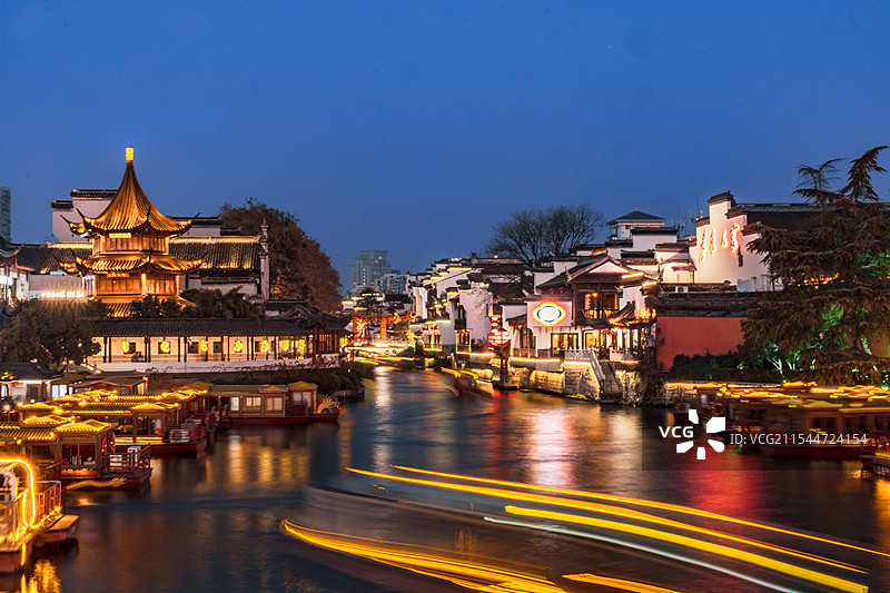 梦回金陵：南京夫子庙秦淮风光带秦淮河畔夜景图片素材