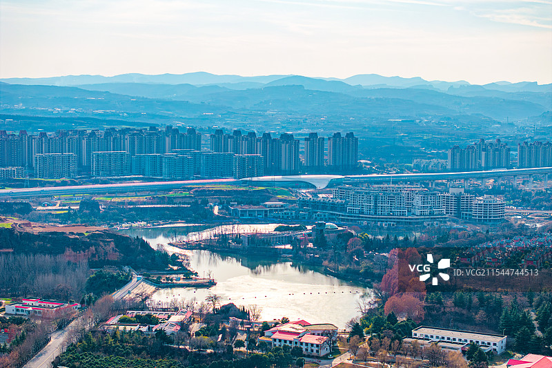 航拍郑州荥阳洞林湖图片素材