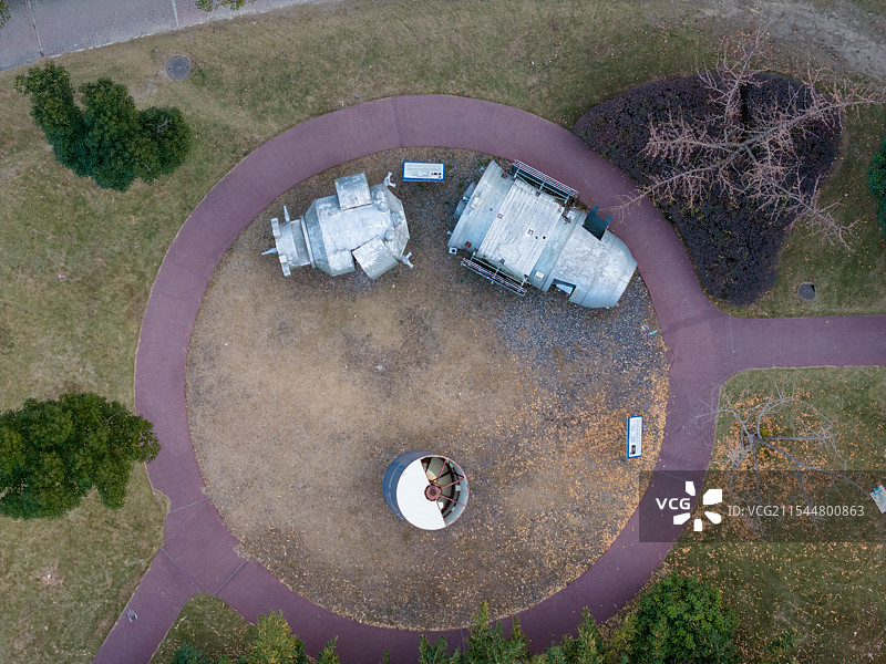 上海交通大学（闵行校区）歼-6飞机航拍图片素材