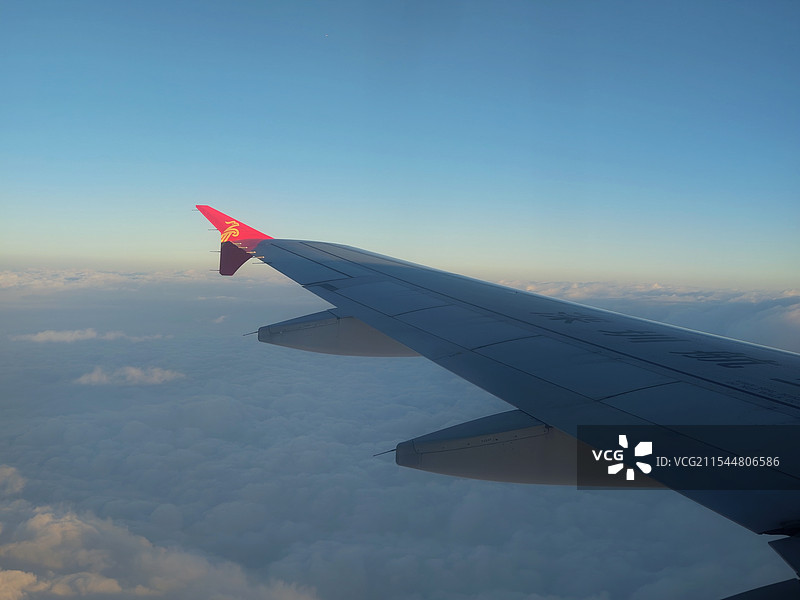 飞行中图片素材