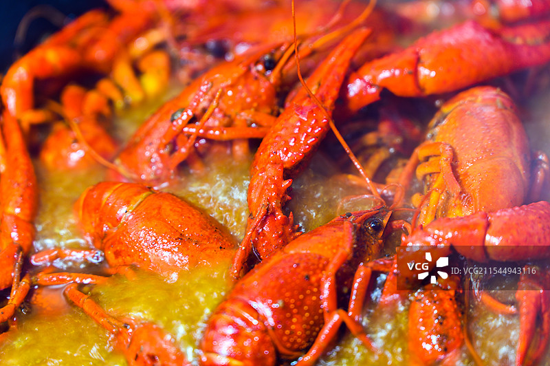 夜宵美食烹饪麻辣小龙虾图片素材