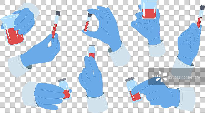 医生戴着医疗手套的手握着血液检测样本图片素材