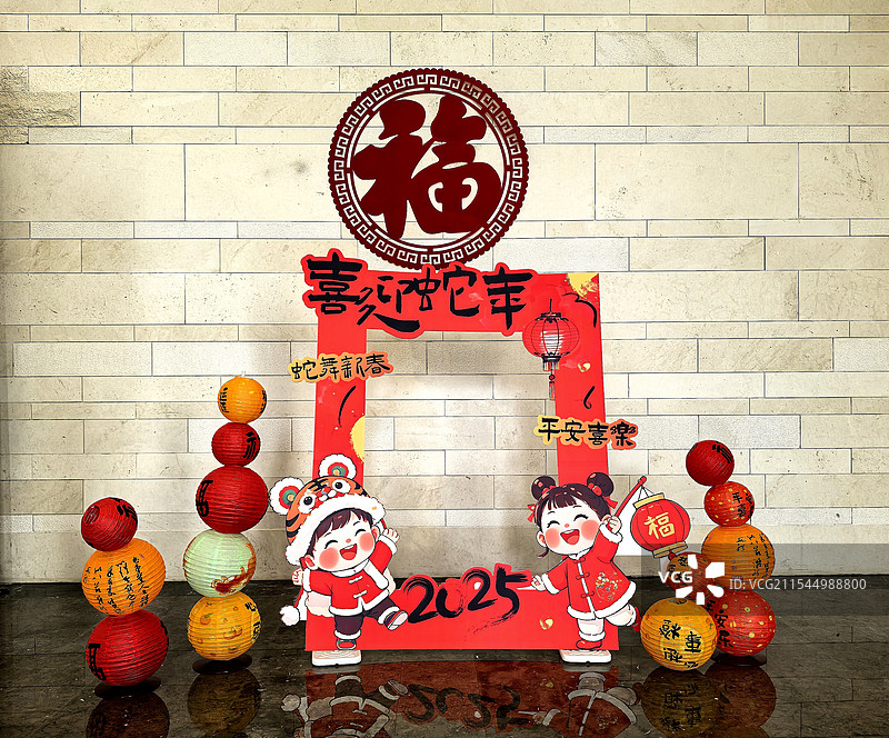 任务投稿：年味.春节主题内容之春节城市氛围.新年景观（上海世博会博物馆）图片素材