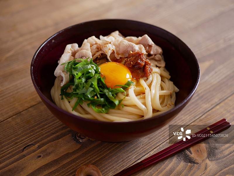 猪肉涮涮锅乌冬面图片素材