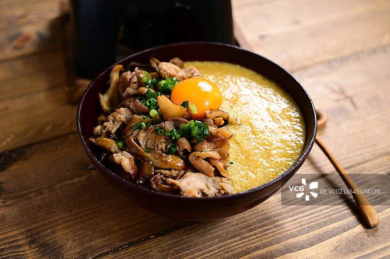 多罗猪肉 stamina 碗图片素材