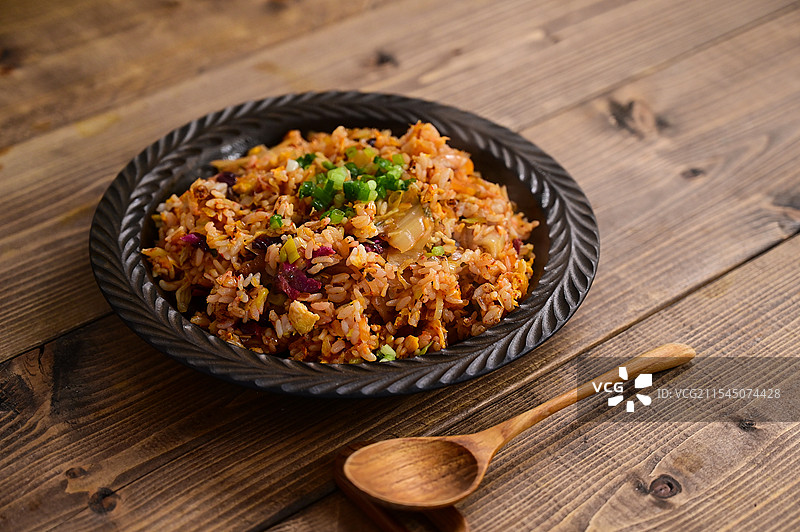泡菜腌制的炒饭图片素材
