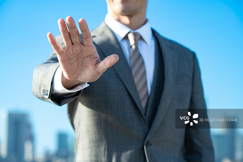 商人举起手来图片素材
