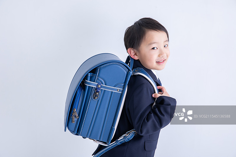 新入学的小学一年级学生图片素材