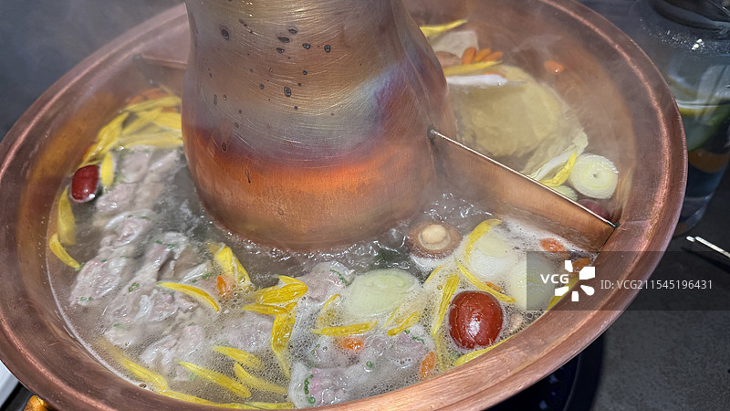 老北京铜锅涮肉图片素材