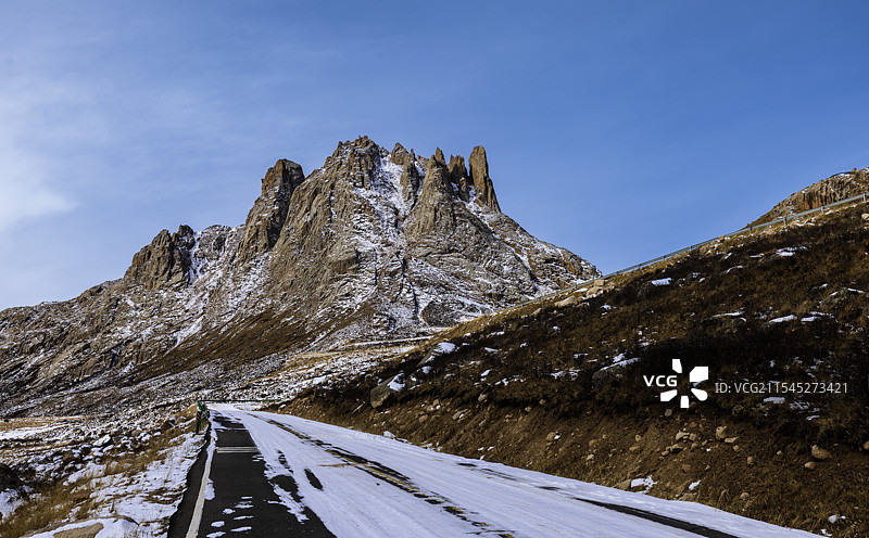 藏区十大神山之阿坝莲宝叶则风光图片素材