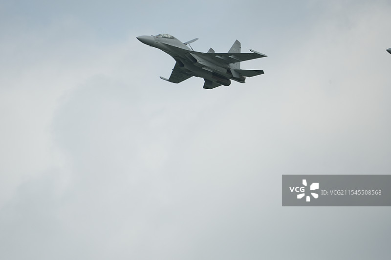 2023长春航展飞行表演图片素材