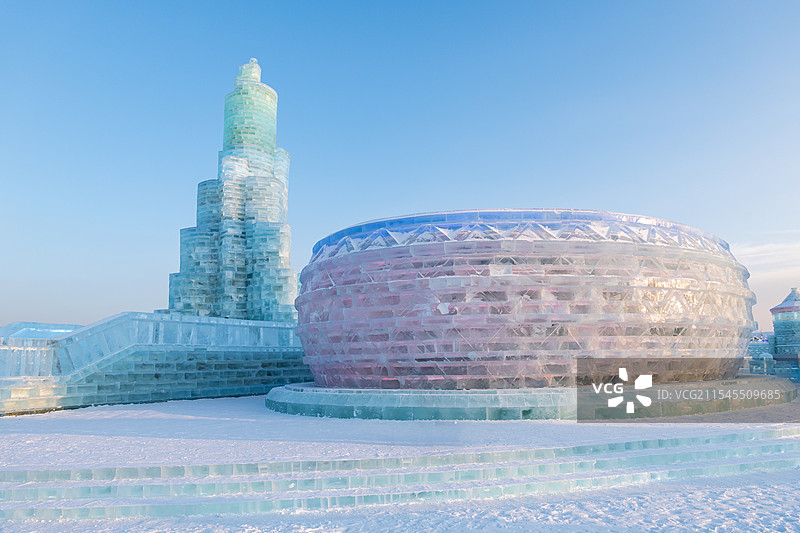 冰雪大世界~卢赛尔体育场与阿里法塔图片素材